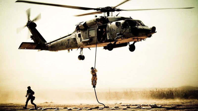 Black Hawk Down Backdrop Image