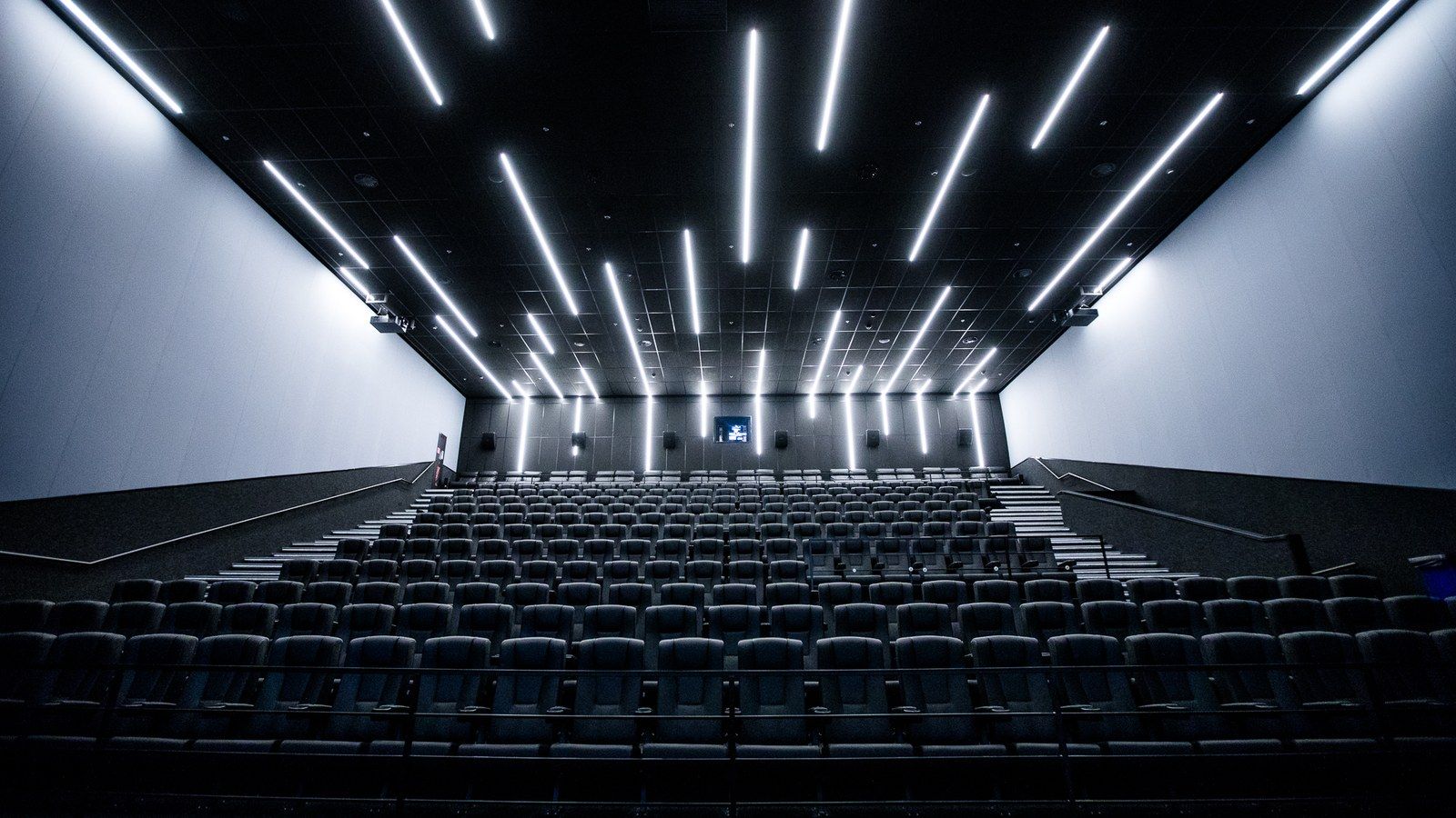 Multiplex, Retroville, photo 1 of 2