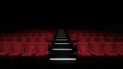 Features for each showing (like 3D, IMAX, LUX etc) are now supported | English Cinema Kyiv