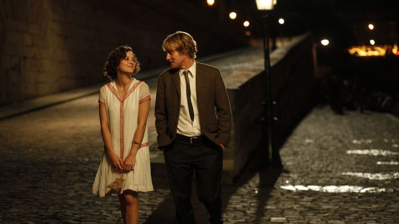 Midnight in Paris Backdrop Image