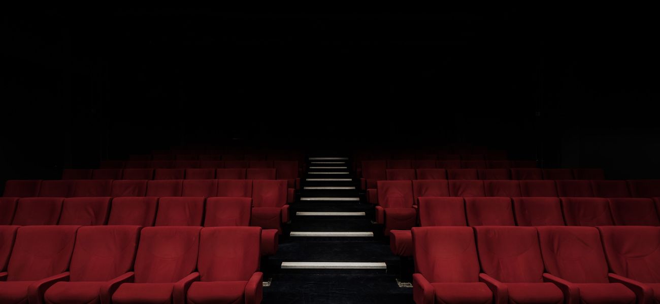 Features for each showing (like 3D, IMAX, LUX etc) are now supported